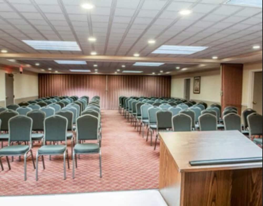 Comfort Suites Fort Wayne - Southwest Экстерьер фото