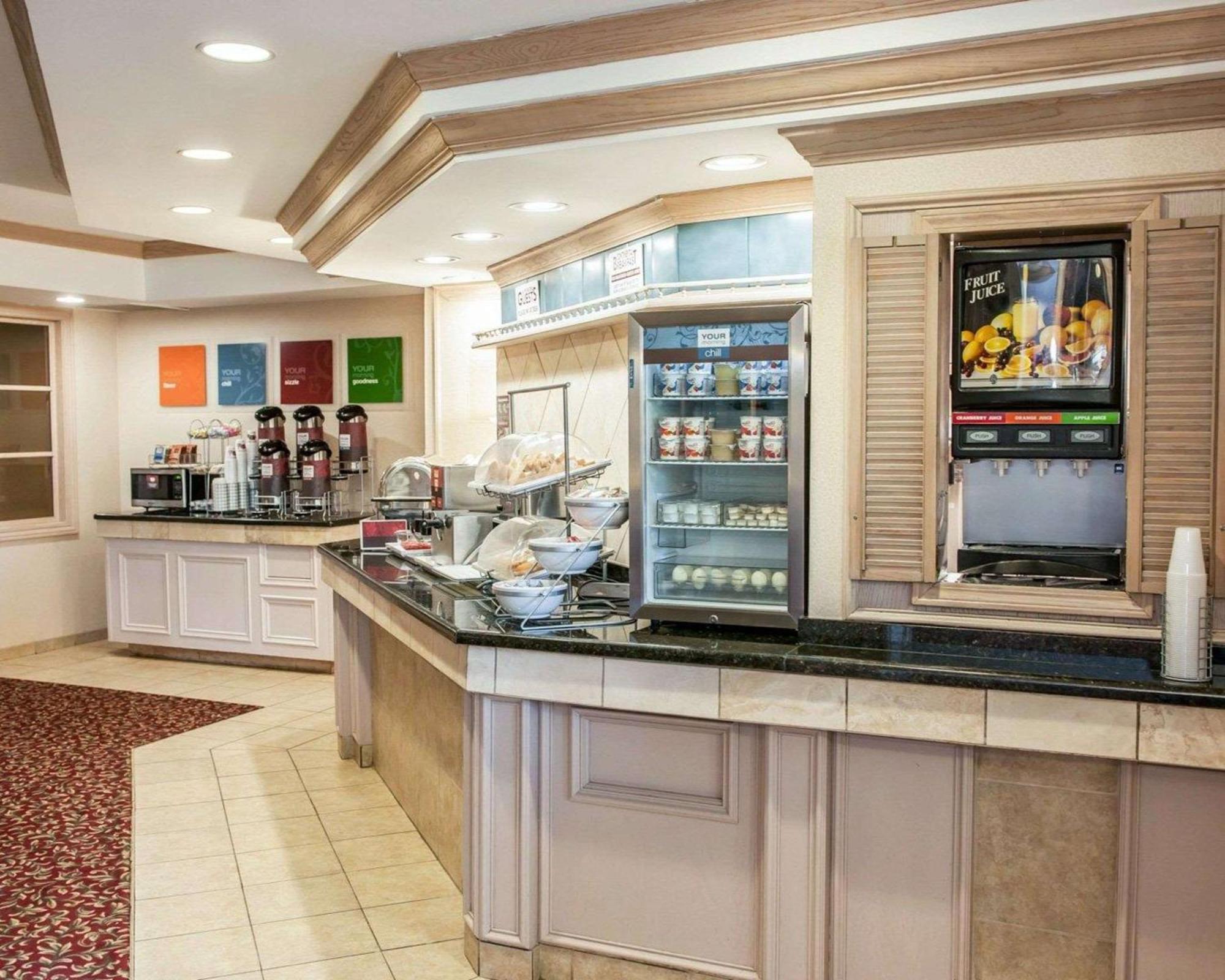 Comfort Suites Fort Wayne - Southwest Экстерьер фото