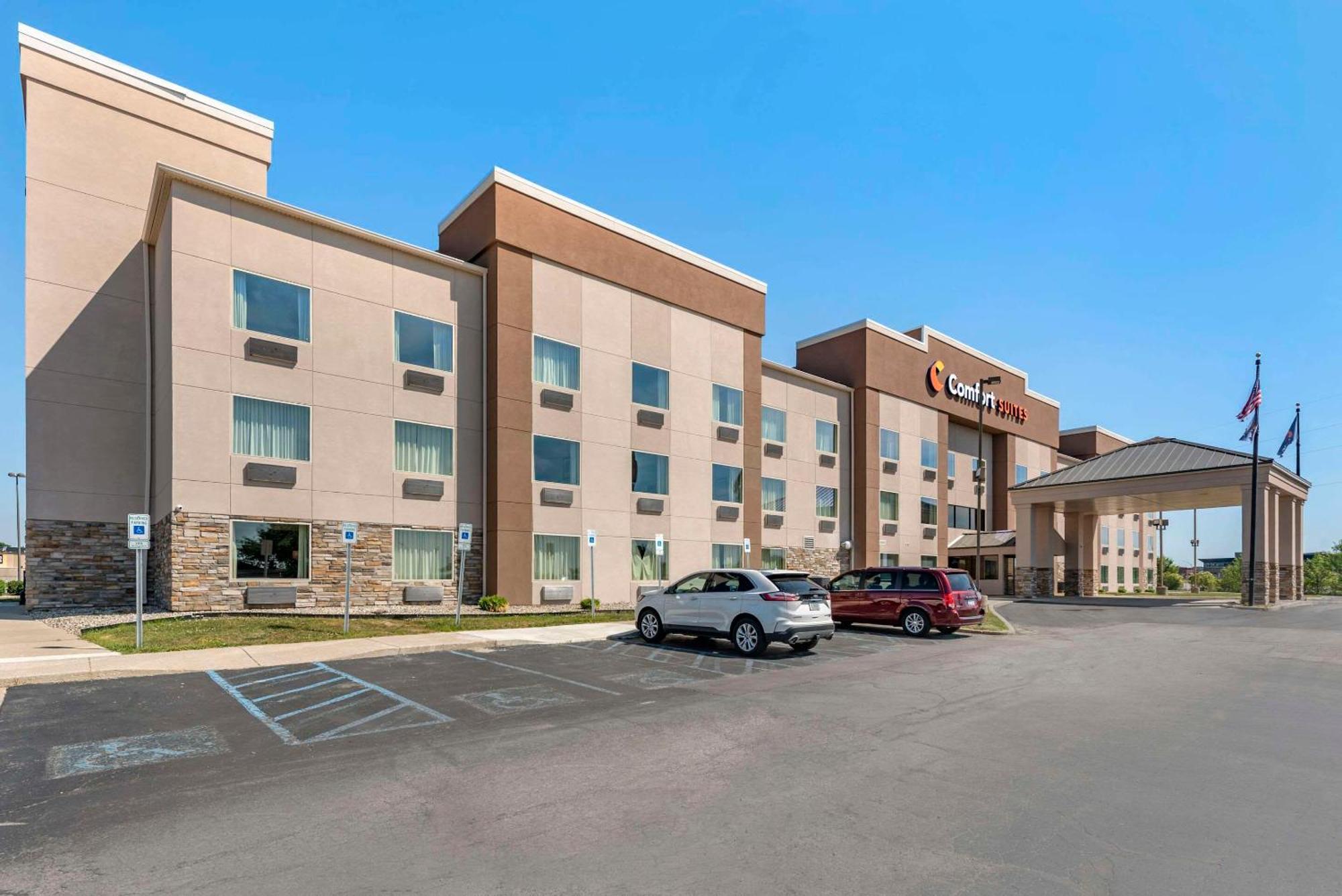 Comfort Suites Fort Wayne - Southwest Экстерьер фото